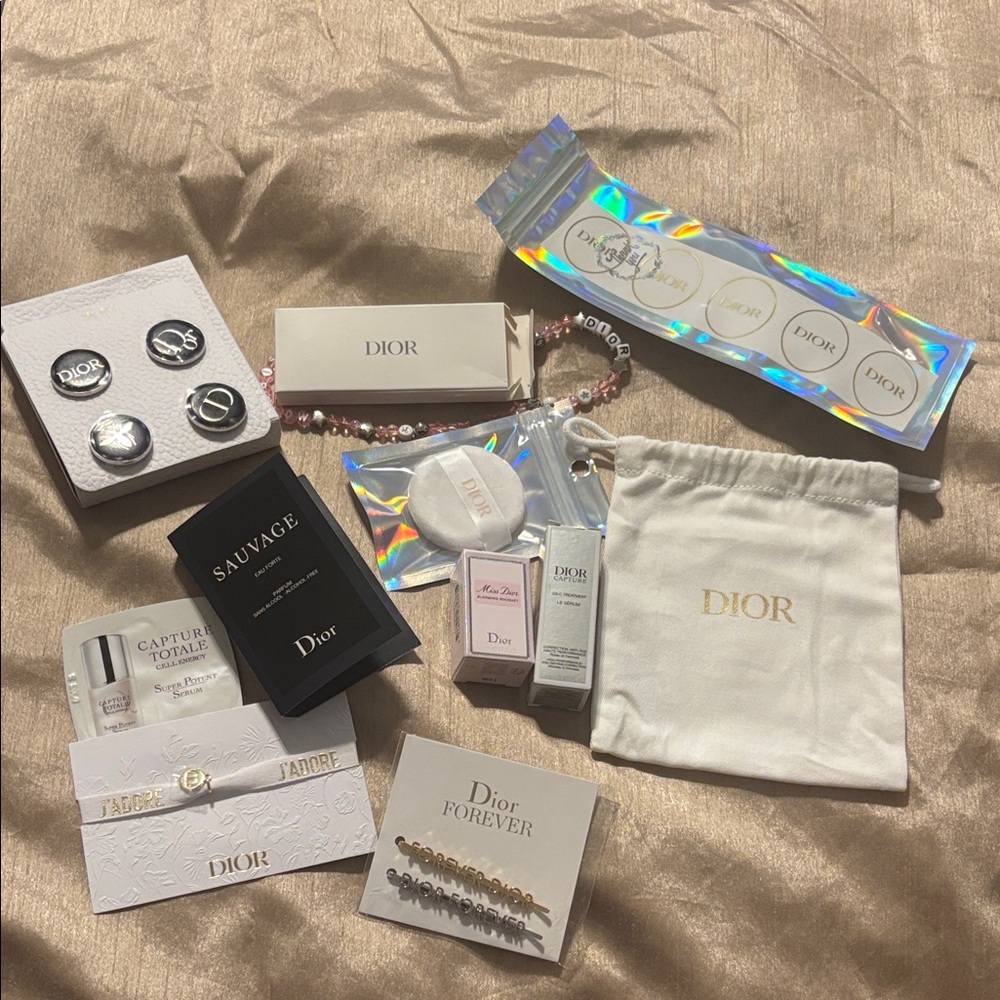 Dior 11 Piece Accessories Set - Chic White and Gold